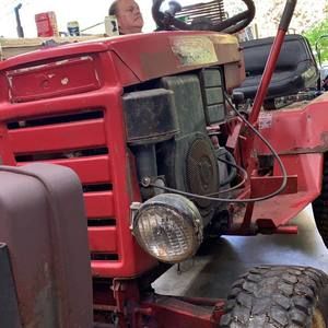 Meet your Posher, Adam